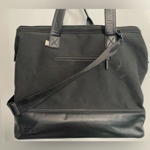Beis “The Weekender” Travel bag